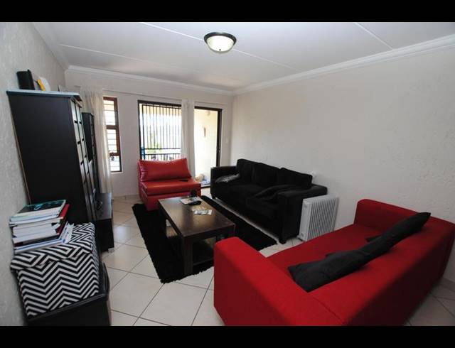 1 BEDROOM APARTMENT FOR SALE IN PAULSHOF